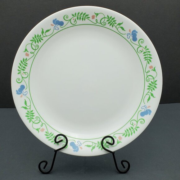 Corelle Sweet Blossoms Dinner Plates Blue Flowers Green Vine Ring - Picture 2 of 5